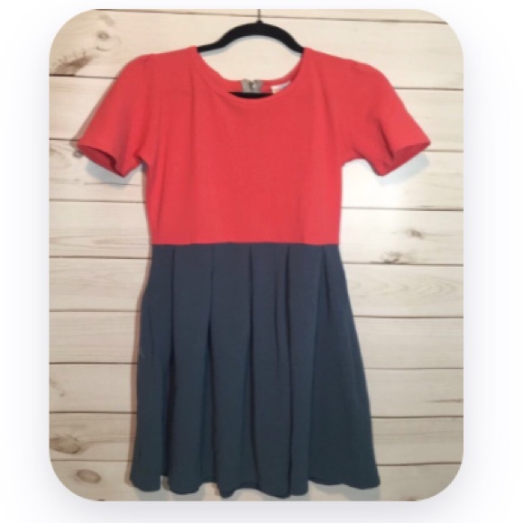LulaRoe Amelia Dress size Medium - Picture 1 of 3